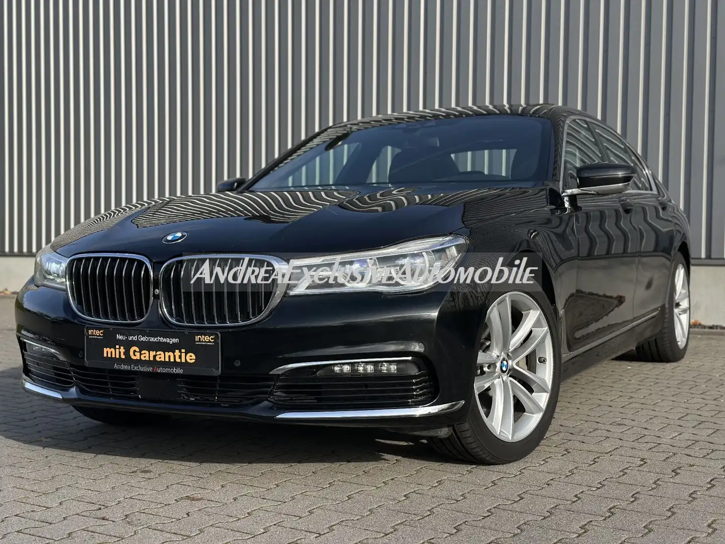 BMW 730 d xDrive TOP AHK/DISPLAYKEY/LASER/360KAMERA Schwarz - 2
