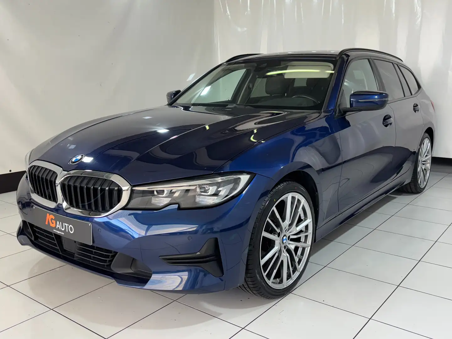 BMW 318 d Touring * LED * Cuir * Coffre éléc. Blu/Azzurro - 2