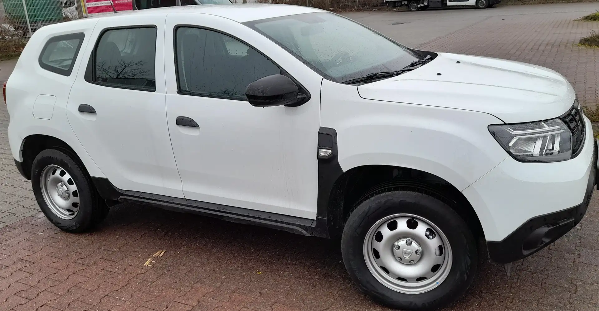 Dacia Duster Duster TCe 90 2WD Essential Grau - 1