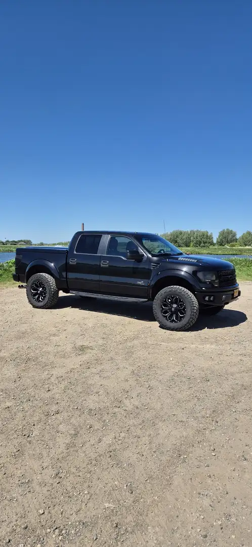 Ford F 150 raptor Чорний - 1