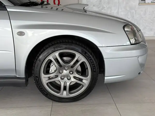 Subaru Impreza view 3