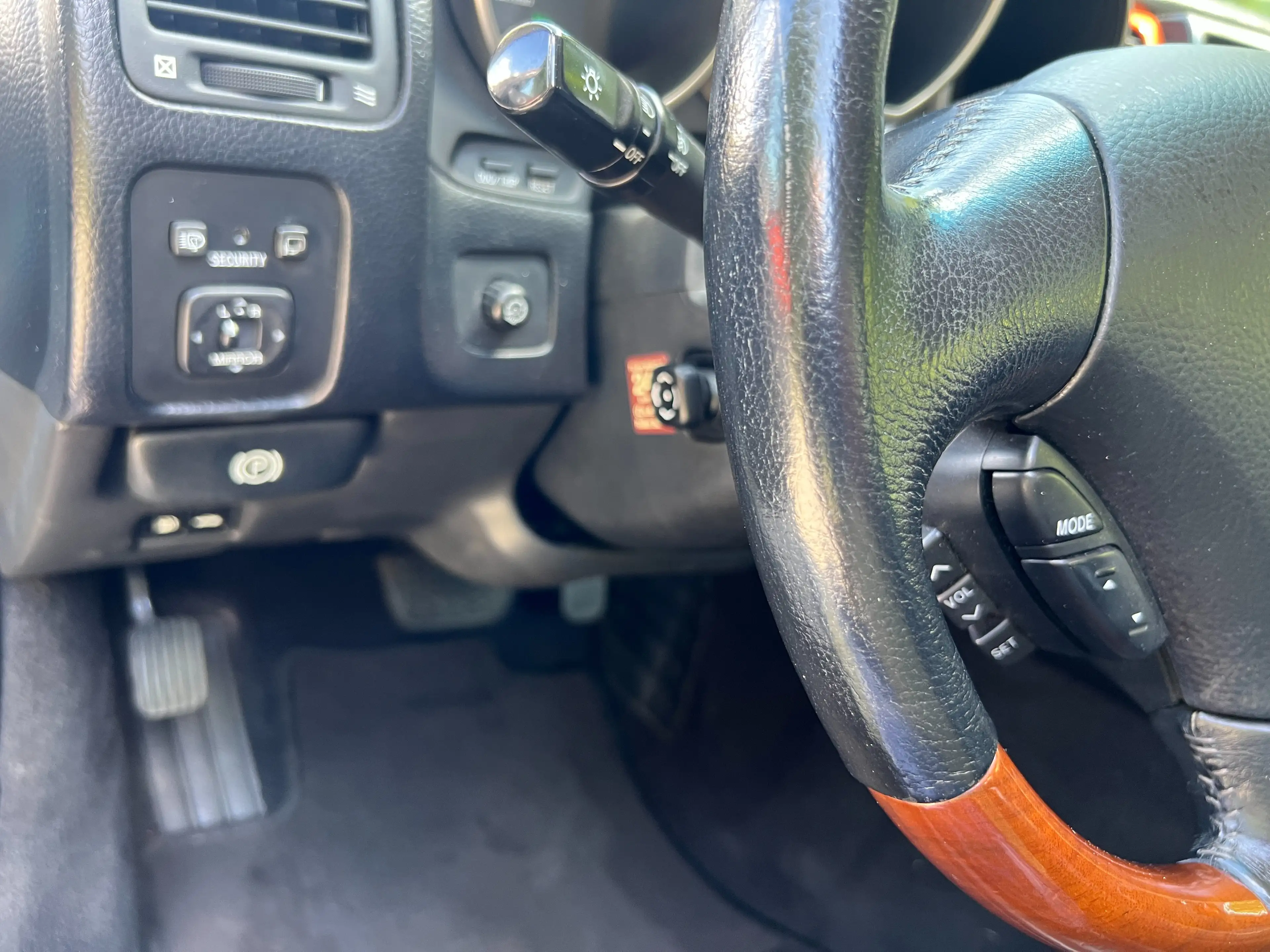 Lexus SC 430 SC V8 — photo 14