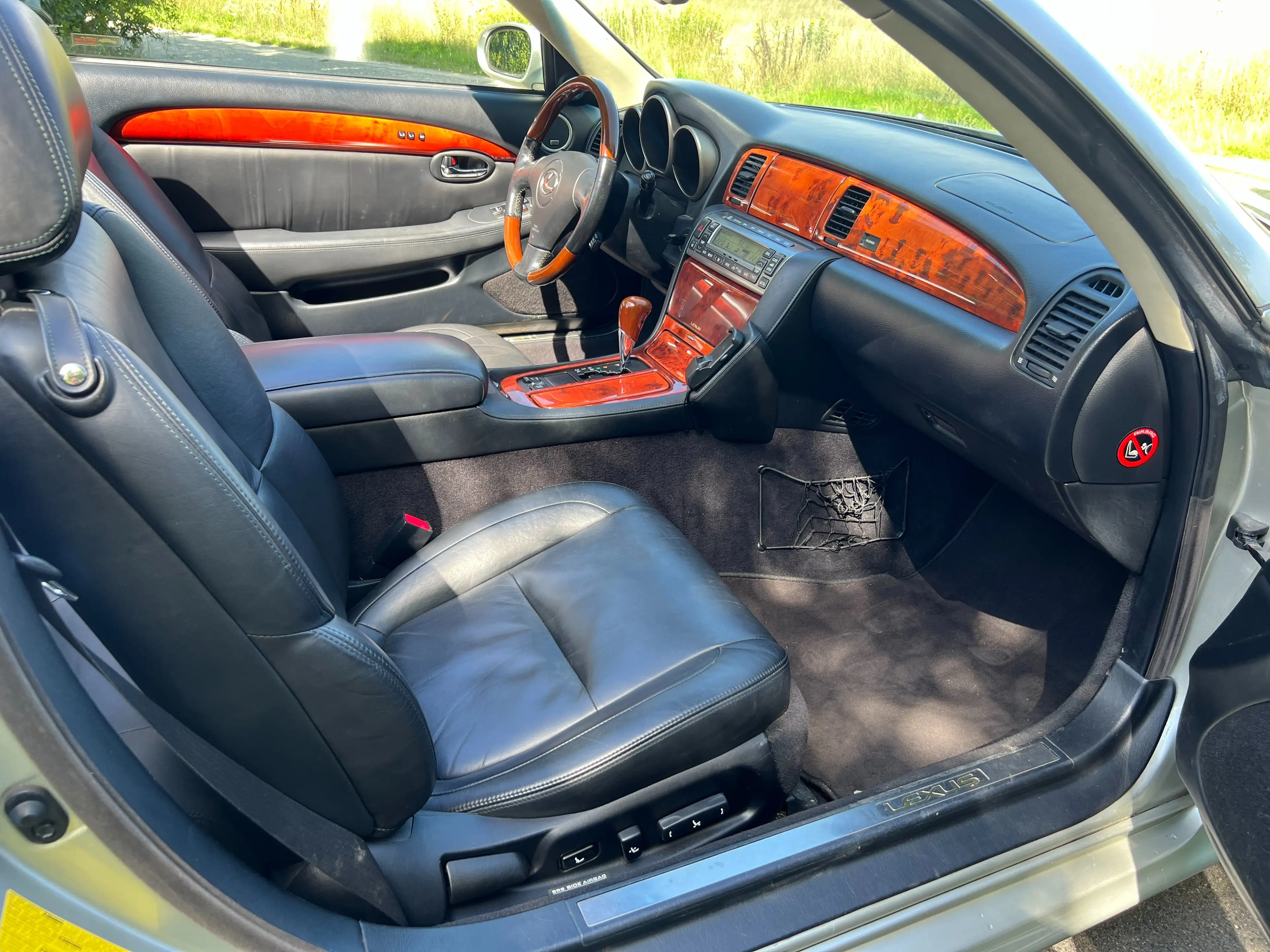 Lexus SC 430 SC V8 — photo 7