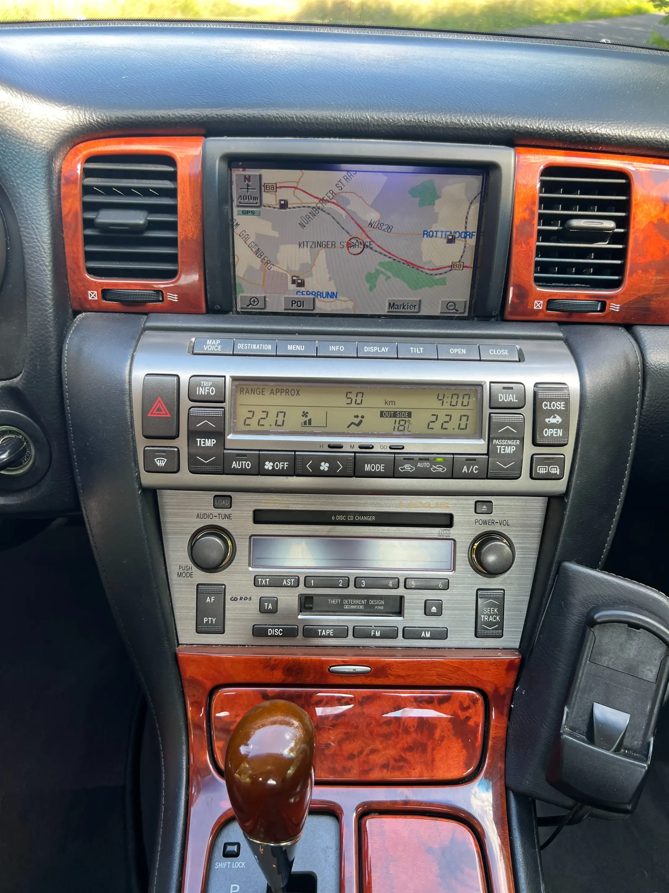 Lexus SC 430 SC V8 — photo 12