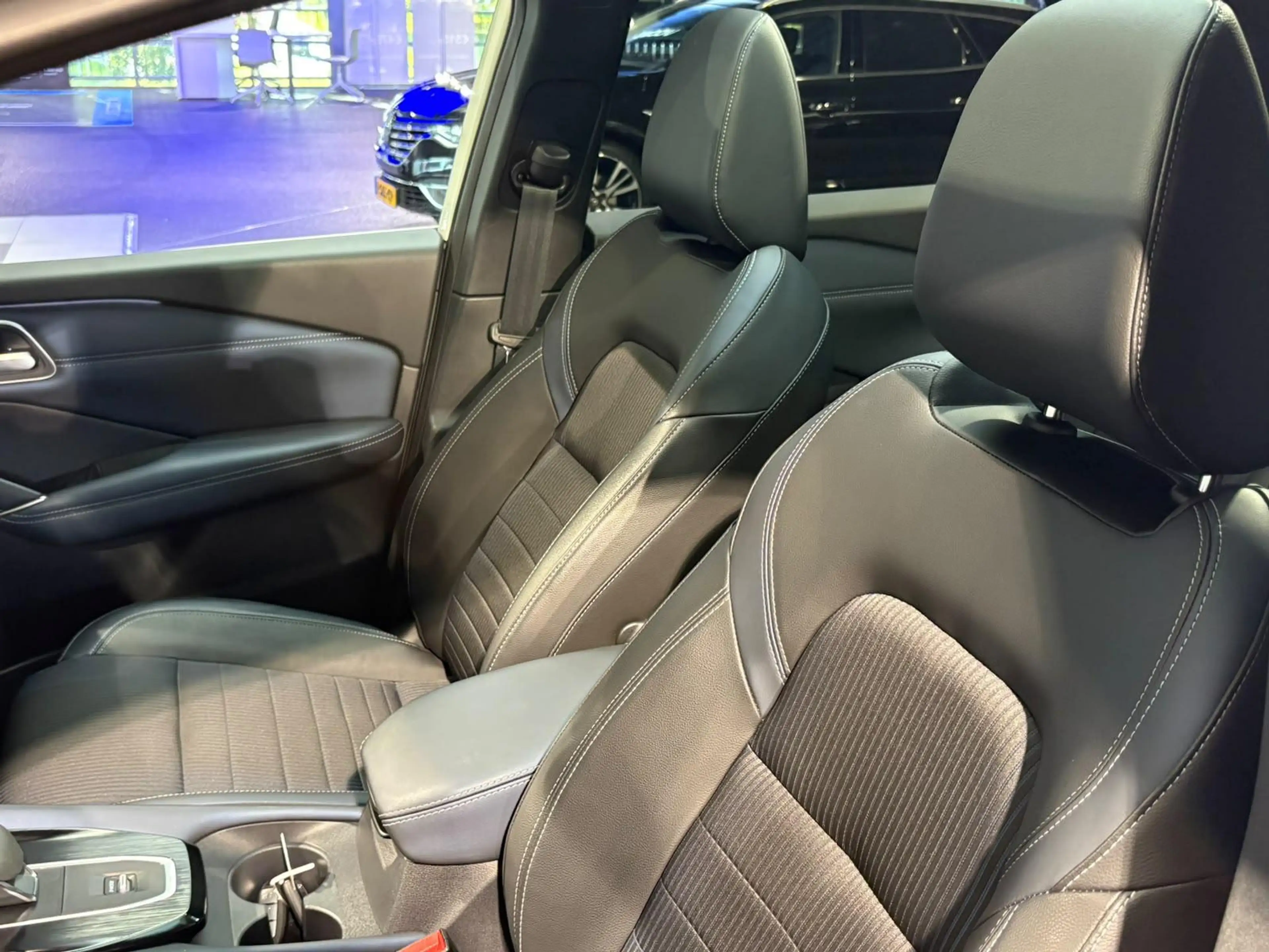 Nissan Qashqai 1.3 MHEV Xtronic Tekna Plus | Head up Display | 36 — photo 5