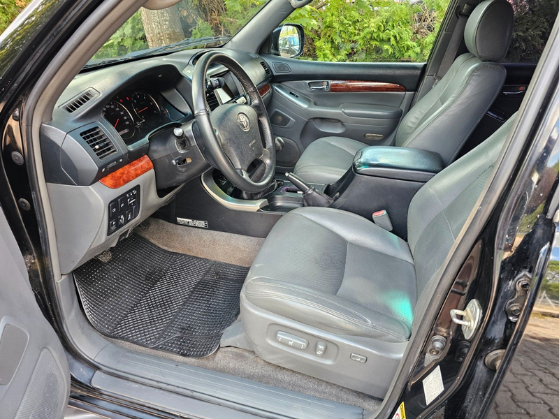 Toyota Land Cruiser 3.0 D-4D Leder Navi Kamera — photo 9
