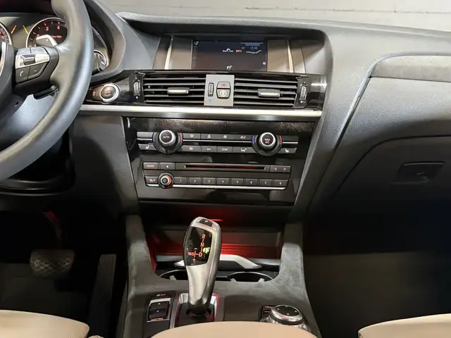 BMW X3 view 13