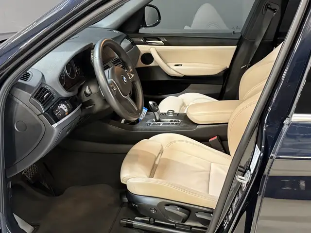 BMW X3 view 7