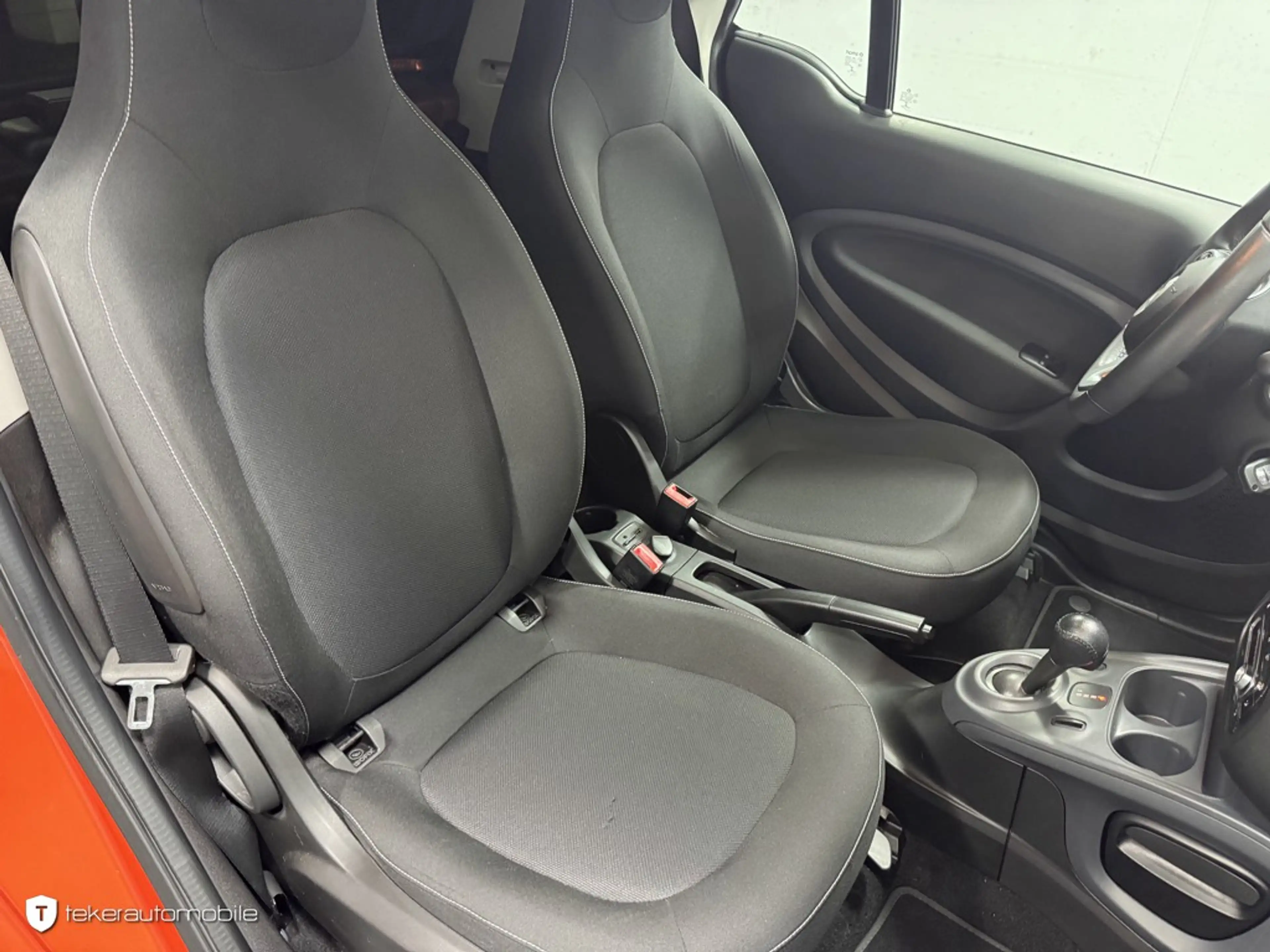 smart forTwo coupe Passion *Twinamic*Navi*90PS* — photo 9