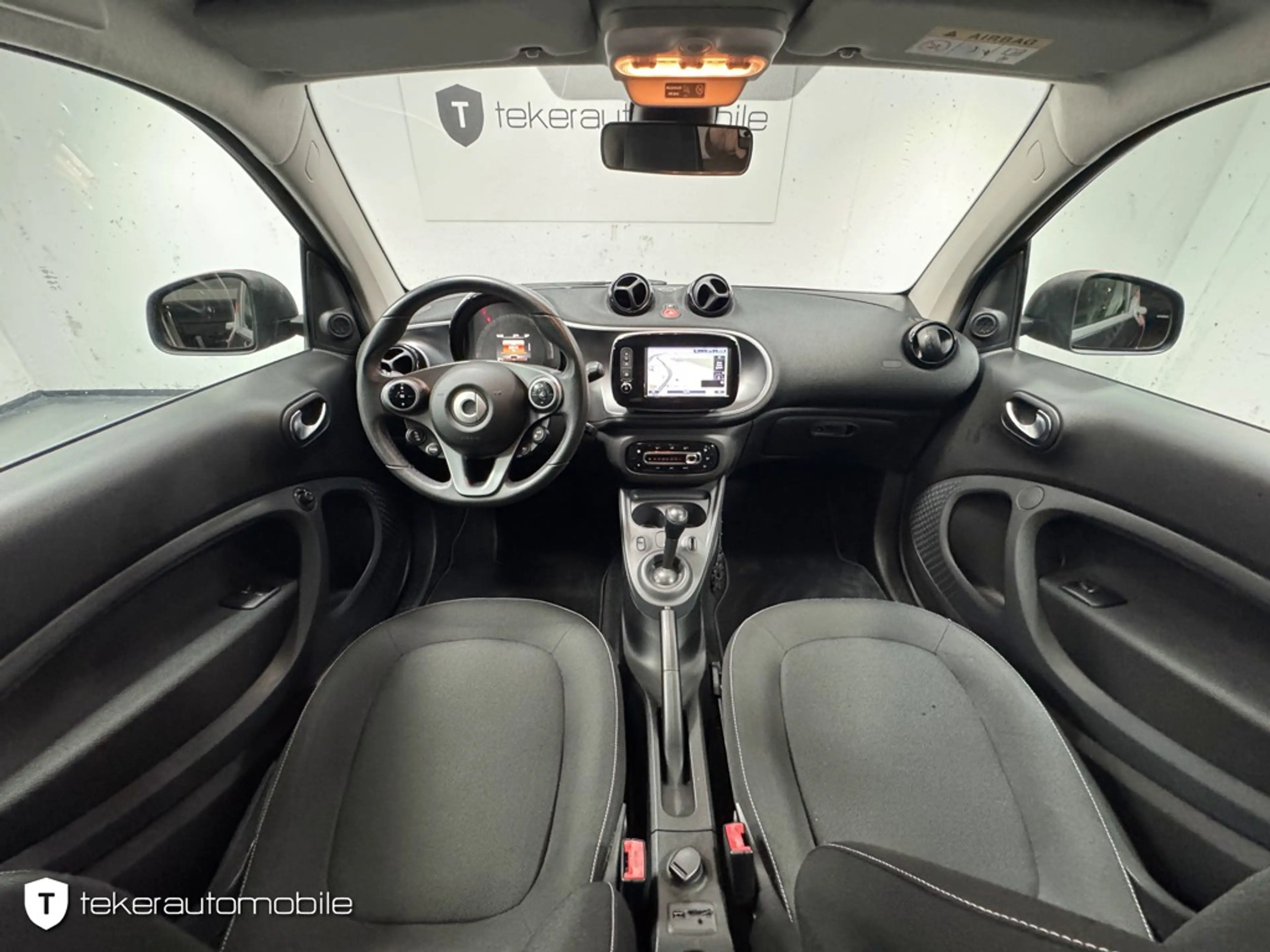 smart forTwo coupe Passion *Twinamic*Navi*90PS* — photo 6