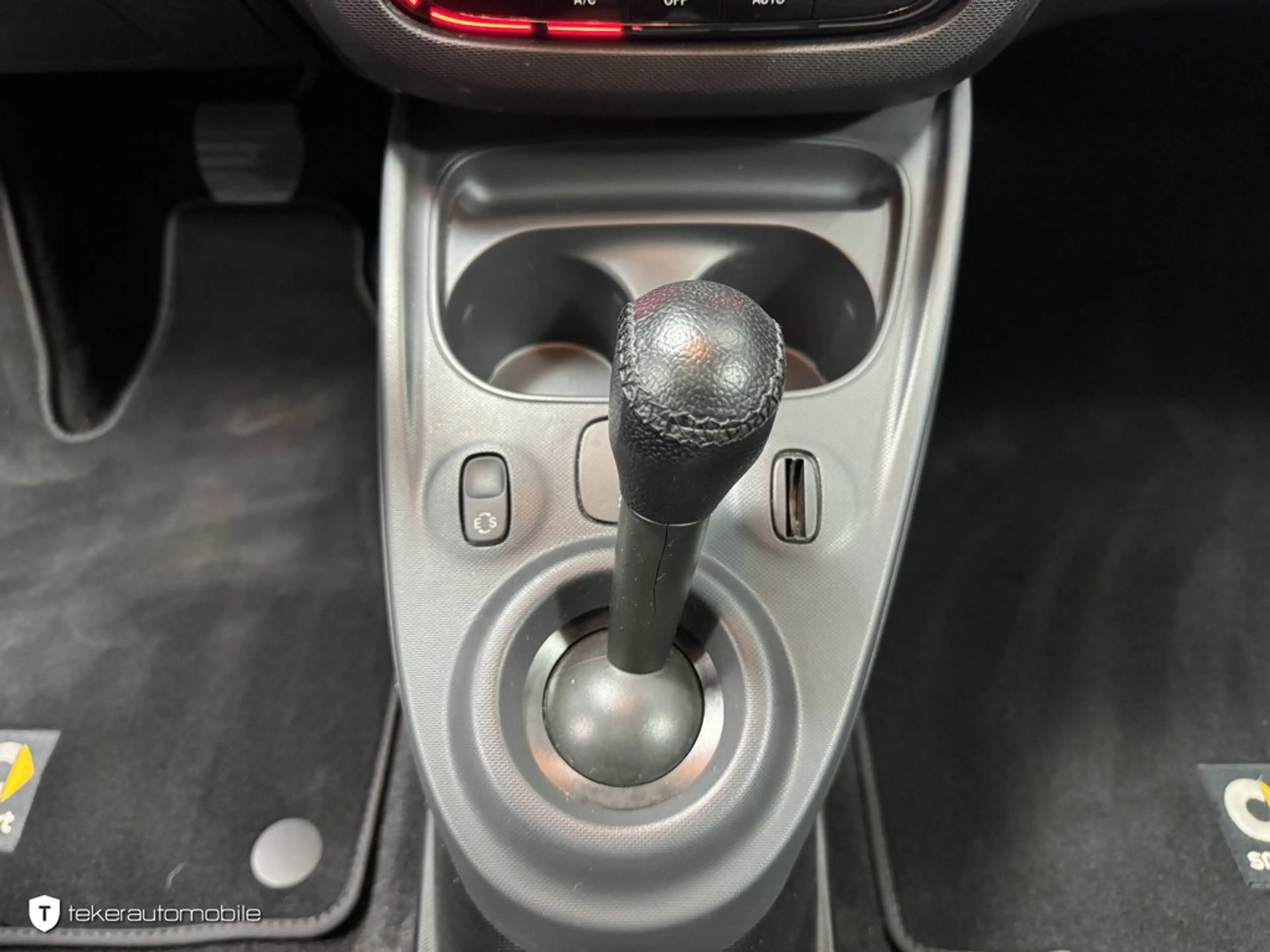 smart forTwo coupe Passion *Twinamic*Navi*90PS* — photo 14