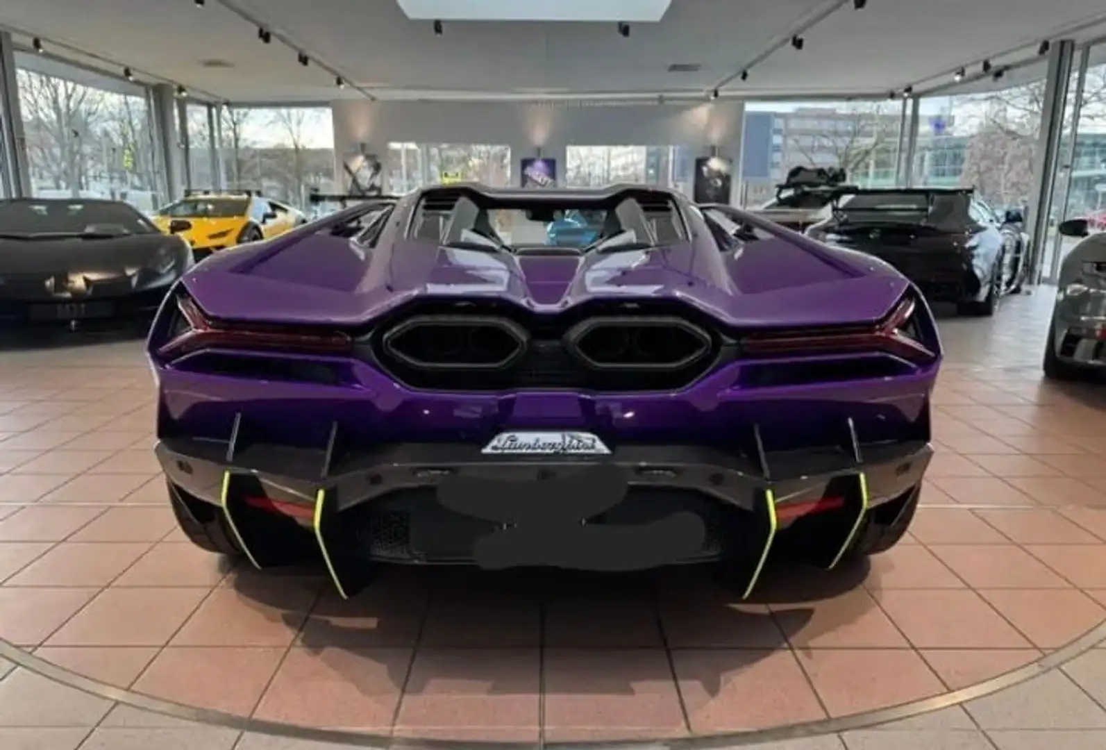 Lamborghini Revuelto 1016cv. carbonceramic line garanzia - 2