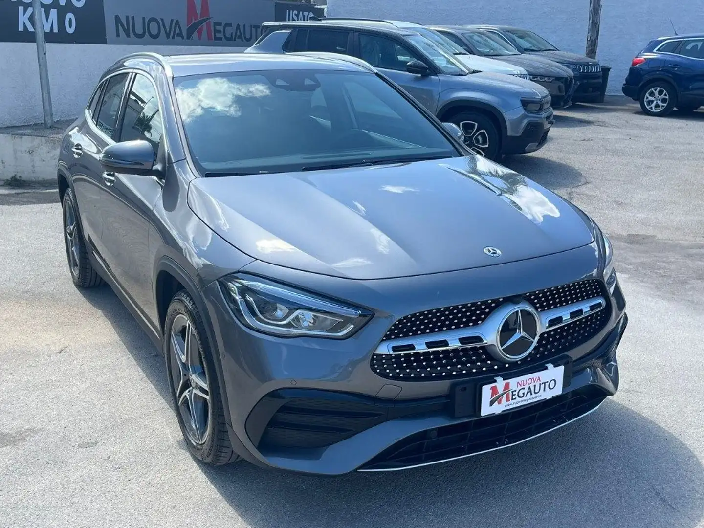 Mercedes-Benz GLA 200 d Automatic Premium Grigio - 1