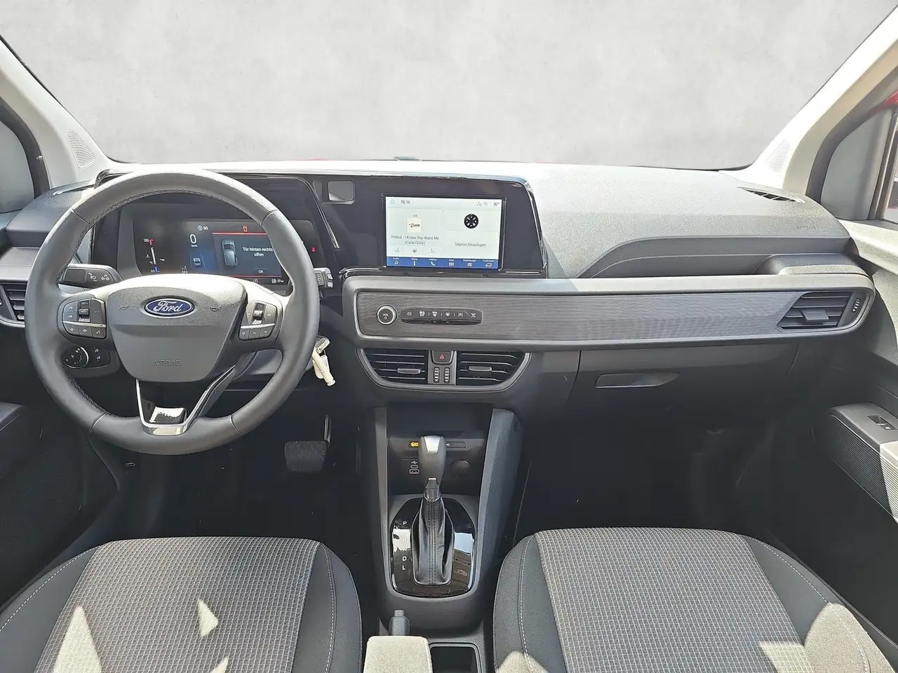 Ford Tourneo Courier 2026 — фото 11