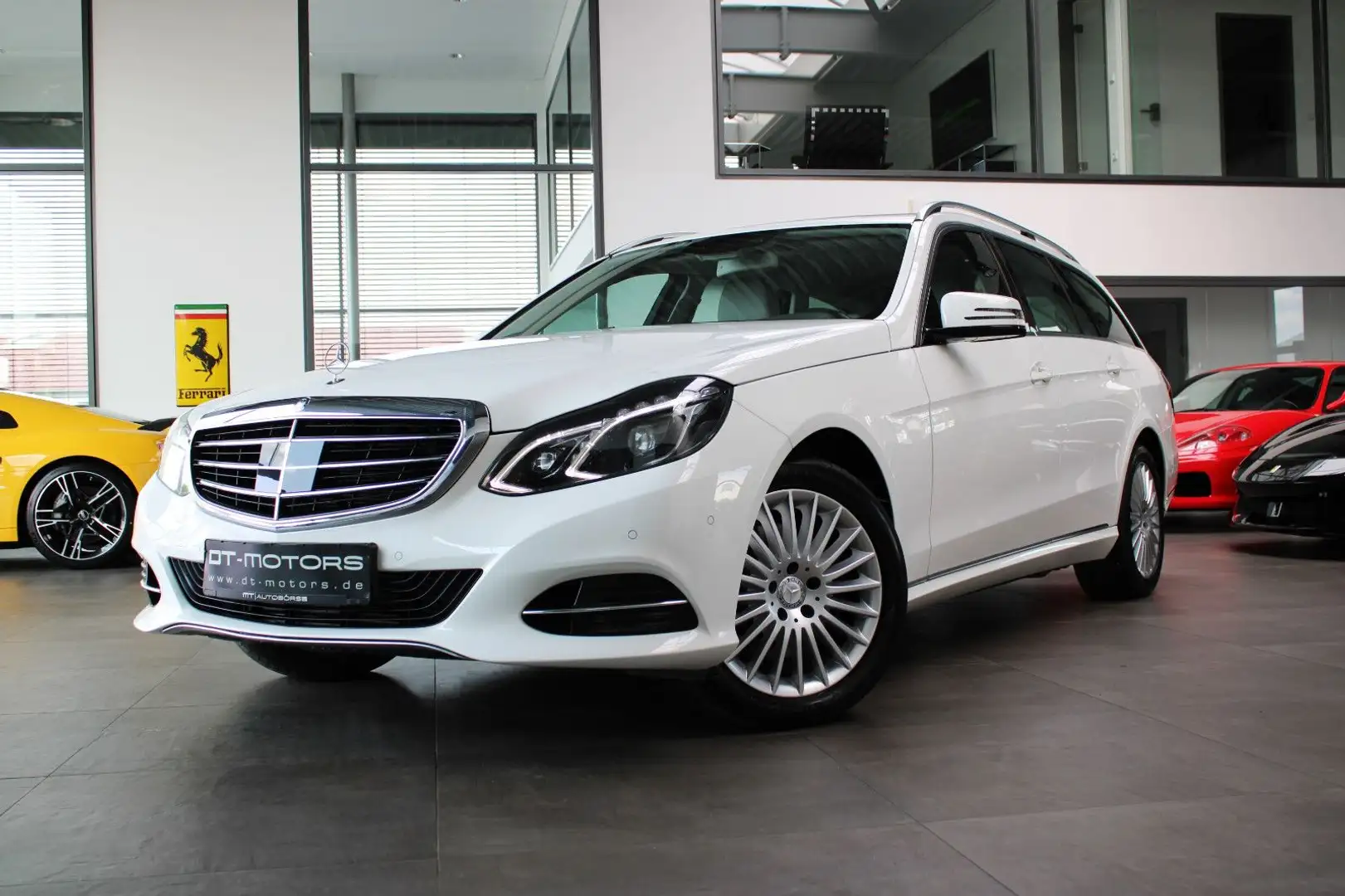 Mercedes-Benz E 250 CGI T-MODELL BE AUTOMATIK * ELEGANCE * Wit - 1