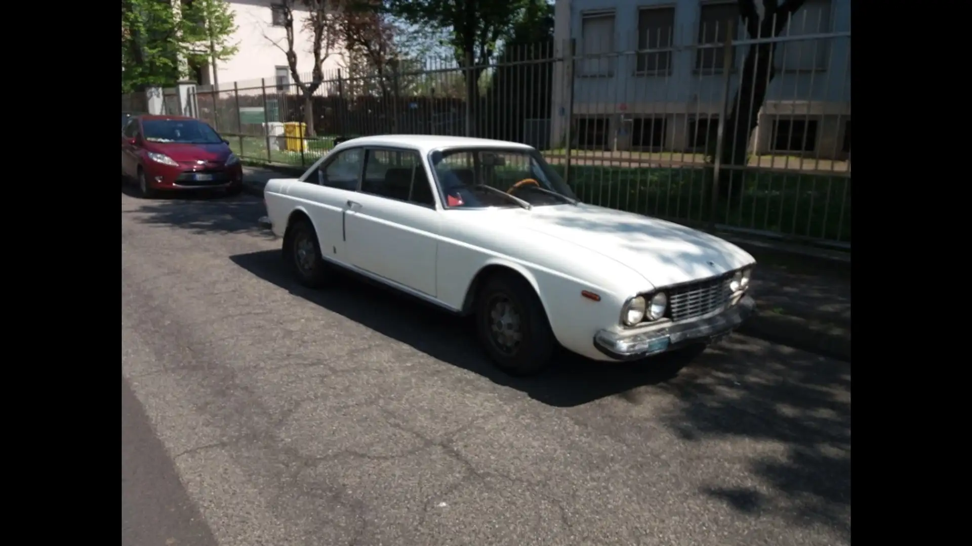 Lancia Sonstige 2000 Coupé Weiß - 2