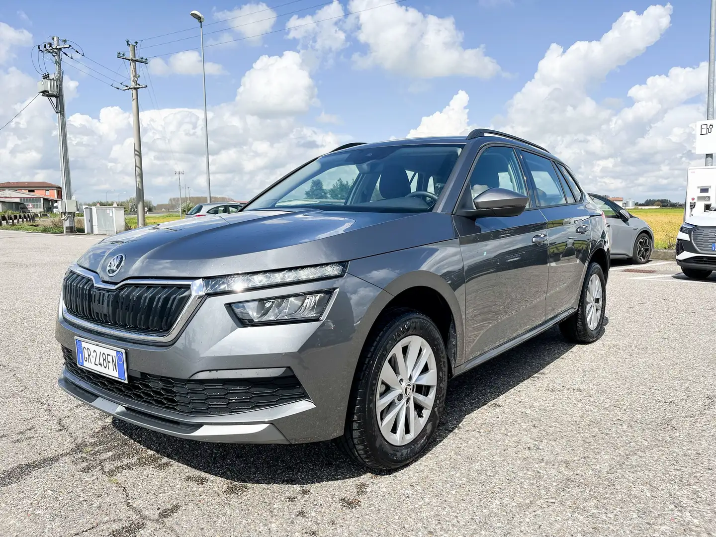 Skoda Kamiq Kamiq 2019 1.0 tsi Ambition 95cv Gris - 1