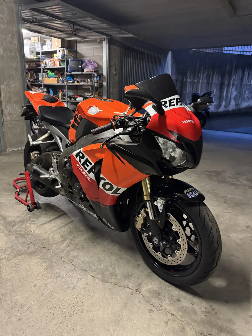 Honda CBR 1000 REPSOL Oranžová - 2
