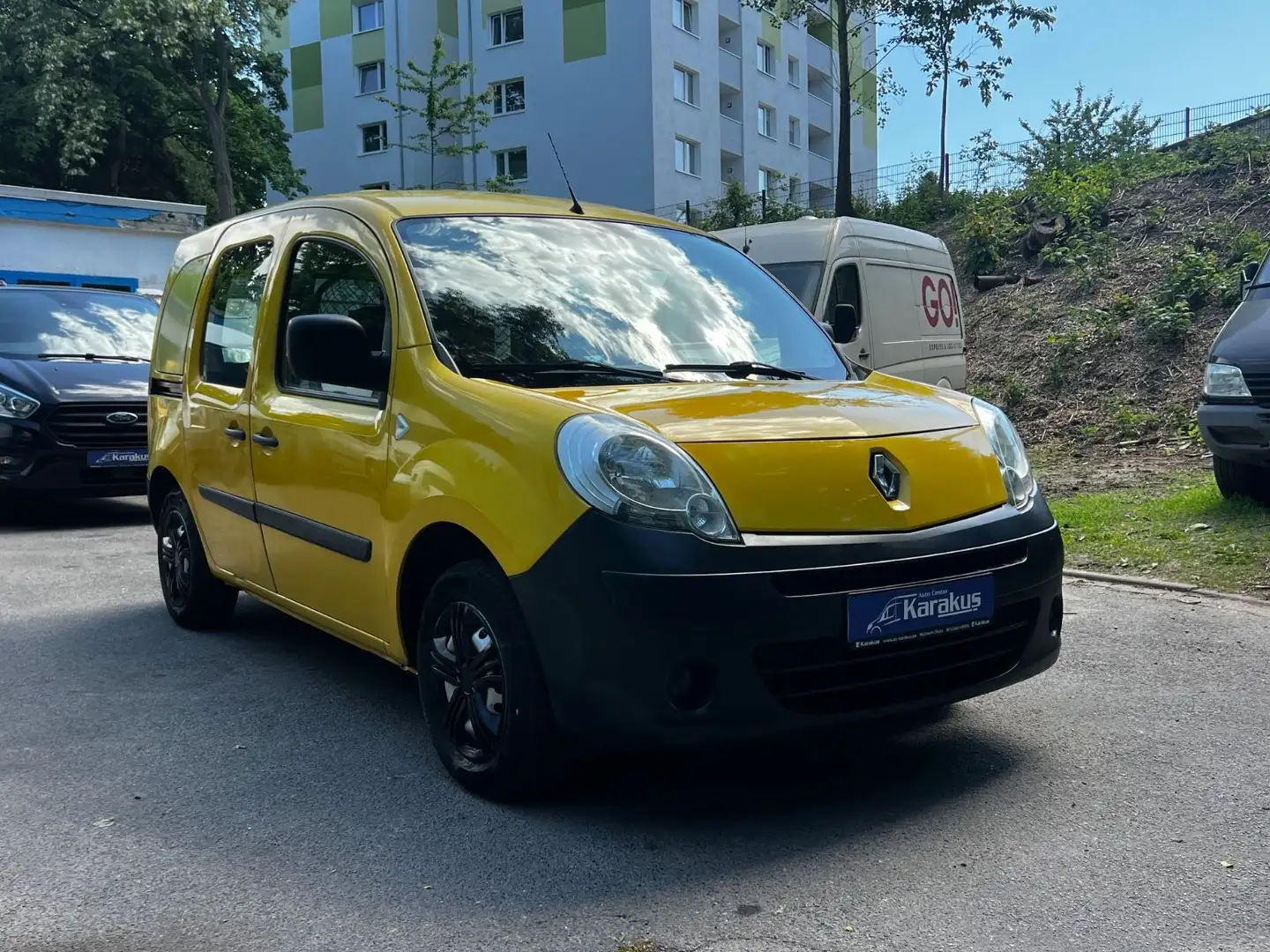 Renault Kangoo Rapid Extra 1,6 Benziner Automatik *AHK* Portocaliu - 1