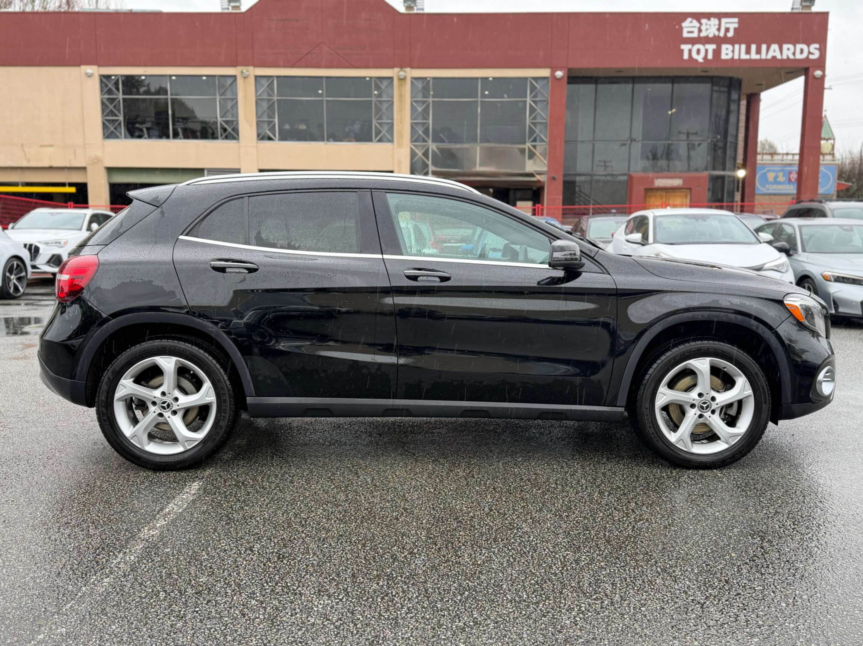 2020 Mercedes-Benz GLA GLA 250 4MATIC. LOCAL BC VEHICLE. ONE OWNER. — снимка 1