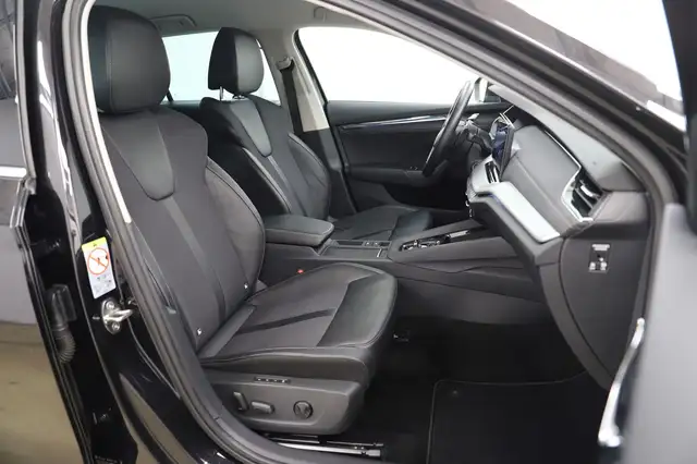 Skoda Octavia view 10