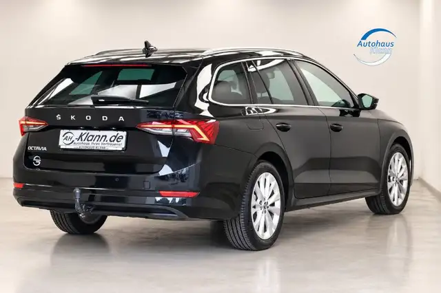 Skoda Octavia view 8