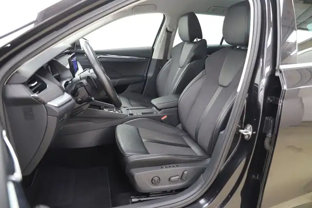Skoda Octavia view 9