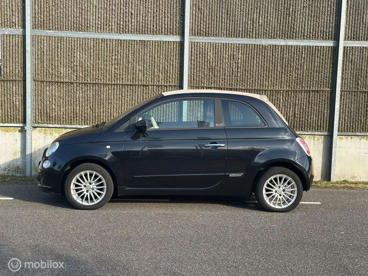 Fiat 500 0.9 TwinAir Pop cabrio NAP/APK/AIRCO Zwart - 2