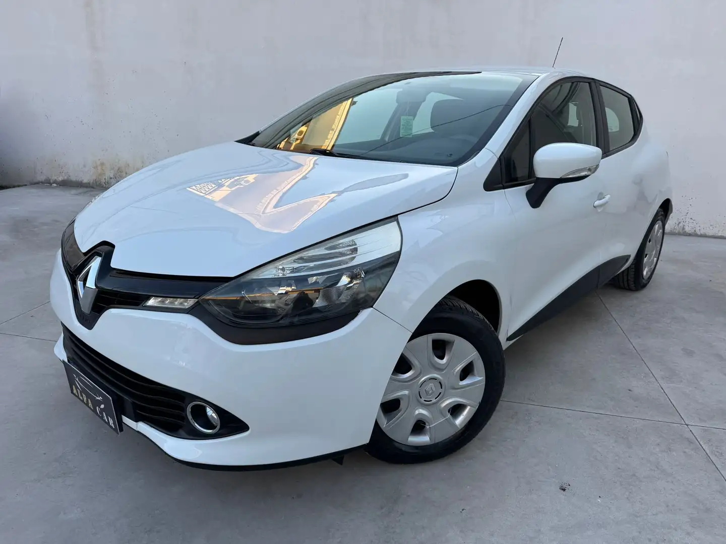 Renault Clio Clio 5p 1.2 Live Gpl 75cv Bianco - 1