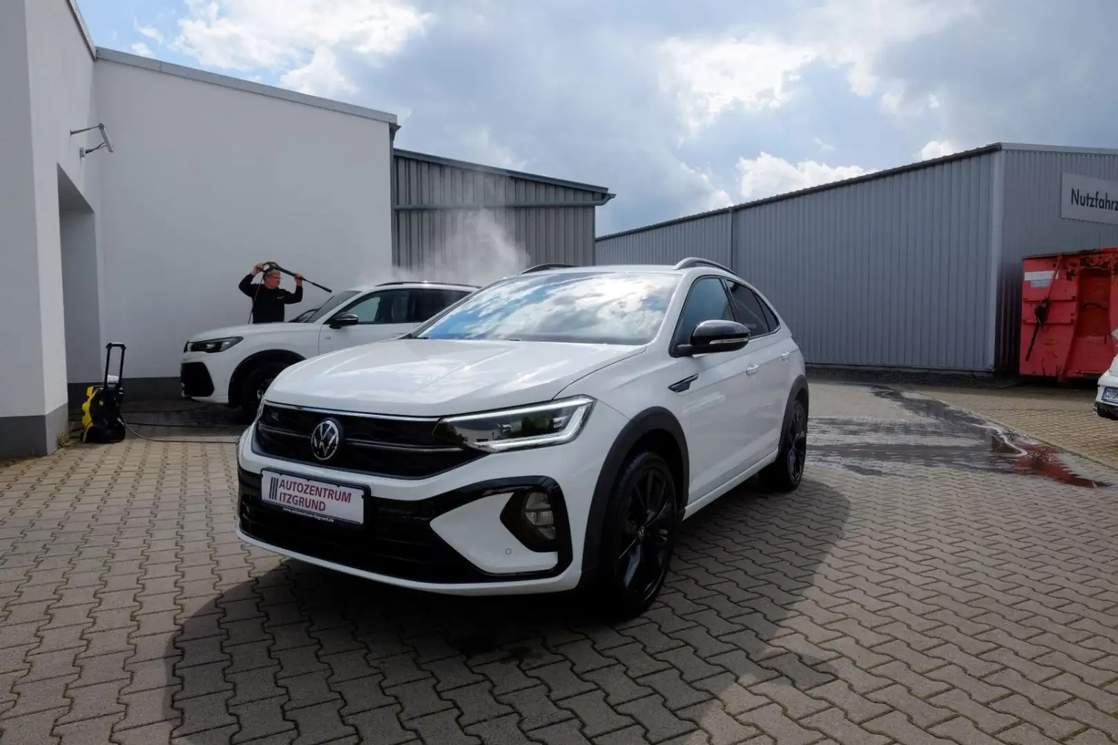 Volkswagen Taigo 1,0TSI DSG R-Line Nav/18Z/Matri/Kam/Verk. Blanc - 1