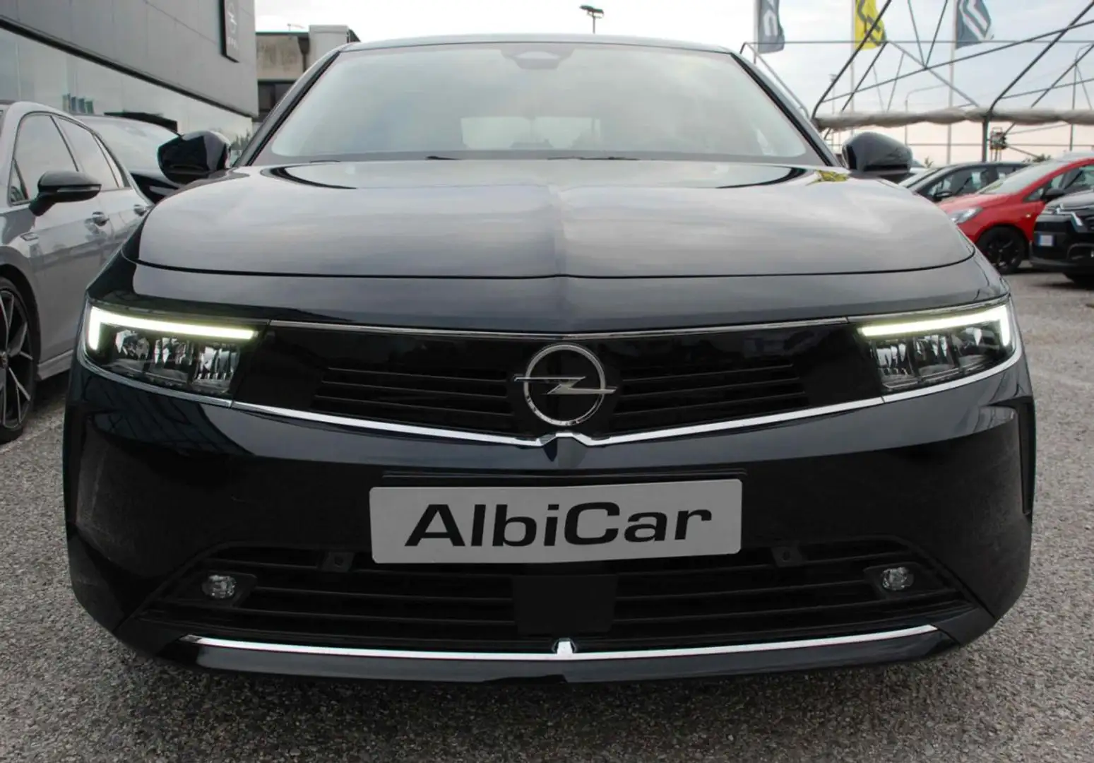 Opel Astra 1.5 Turbo Diesel 130 CV AT8 Business Elegance Nero - 2