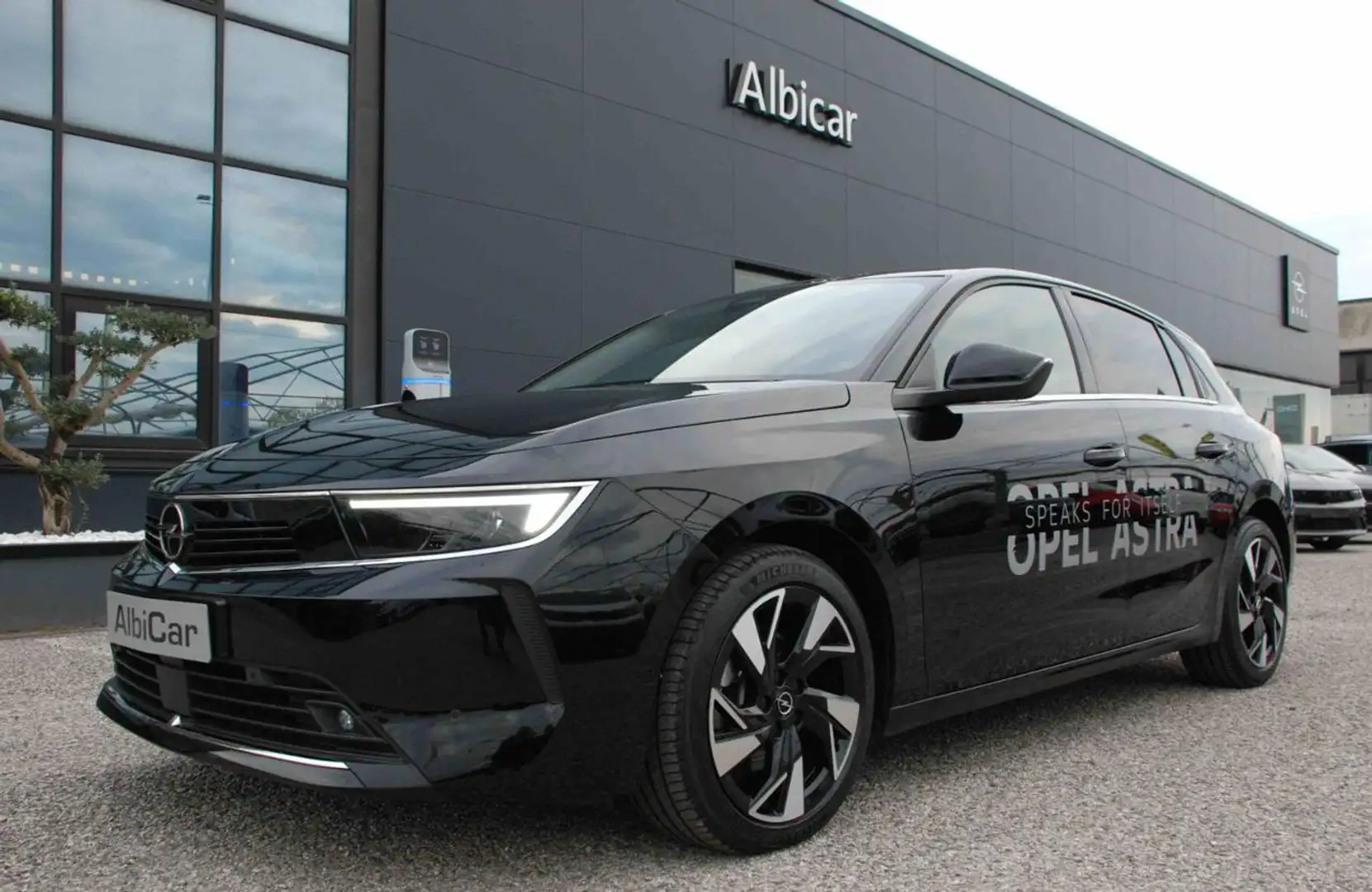 Opel Astra 1.5 Turbo Diesel 130 CV AT8 Business Elegance Nero - 1