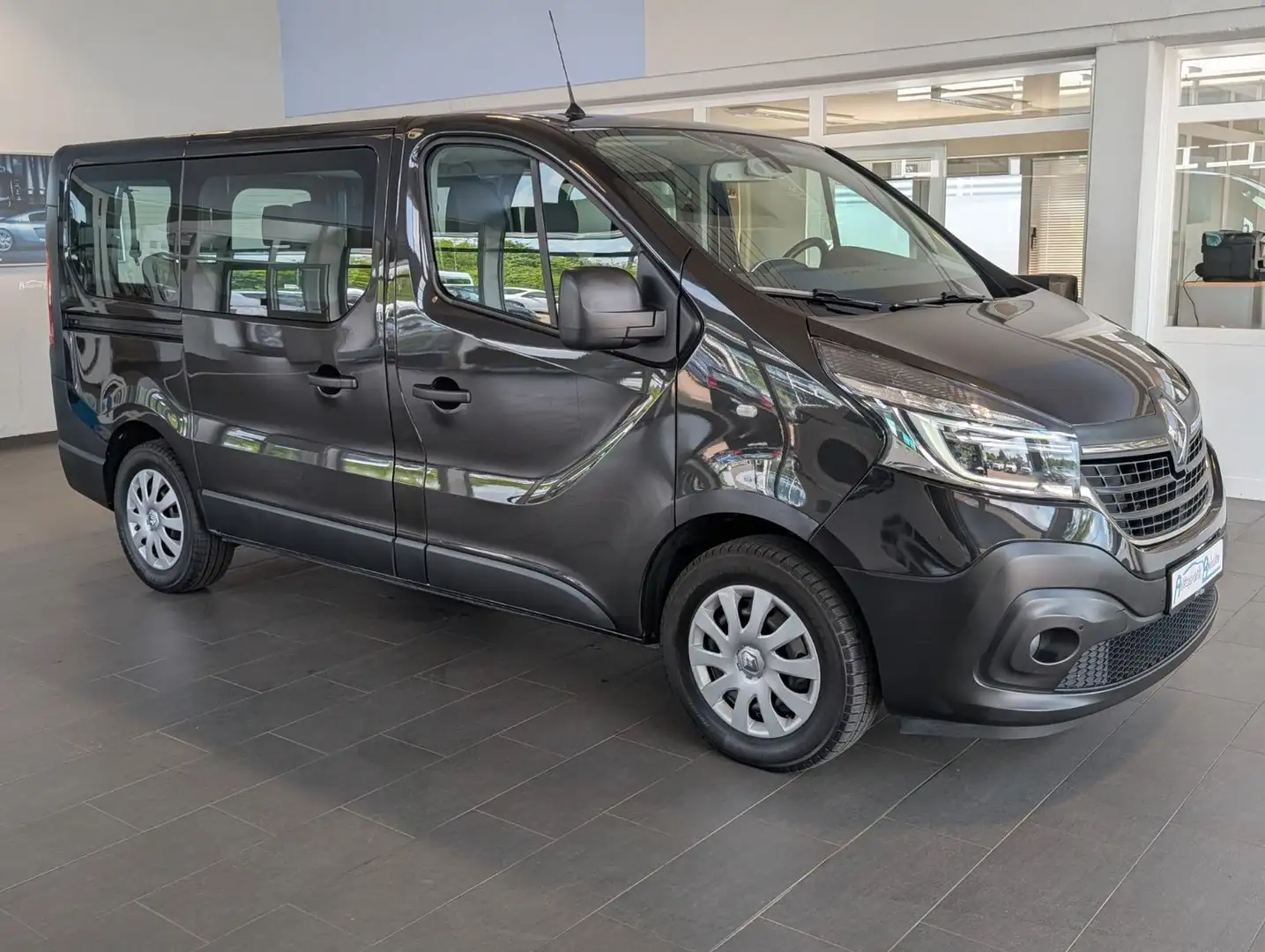 Renault Trafic dCi170 Aut.*9Sitzer*AHK*LED*R-link*Kamera Schwarz - 1