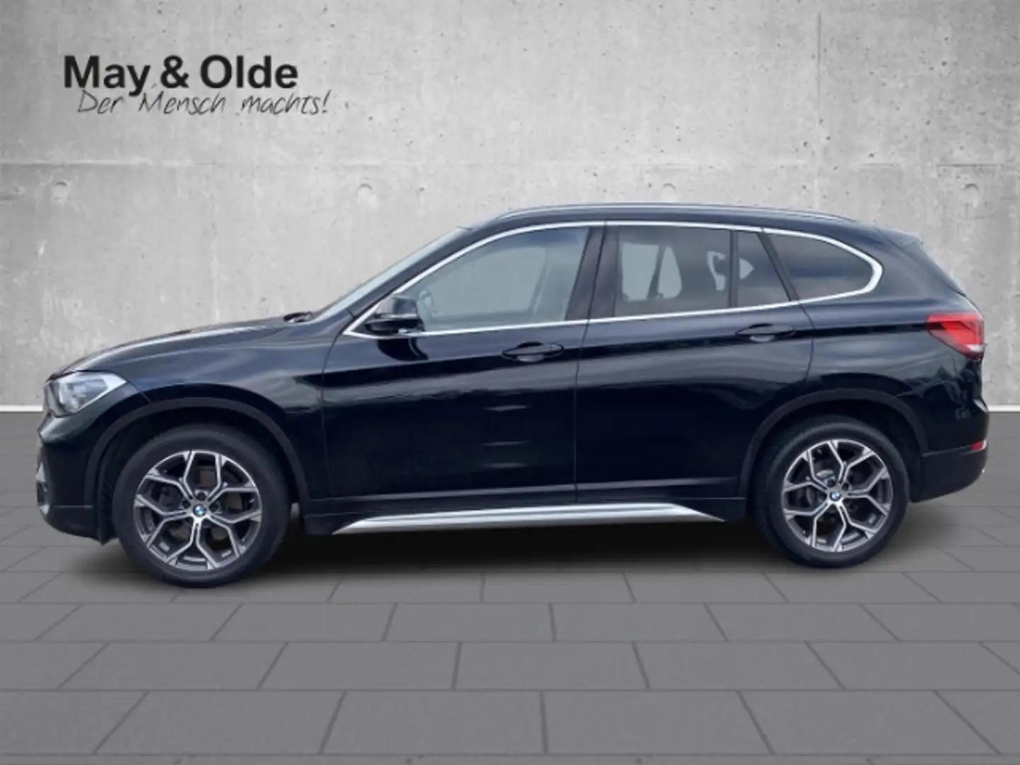 BMW X1 sDrive18d AHK-abnehmbar AHK El. Panodach Panorama Schwarz - 2