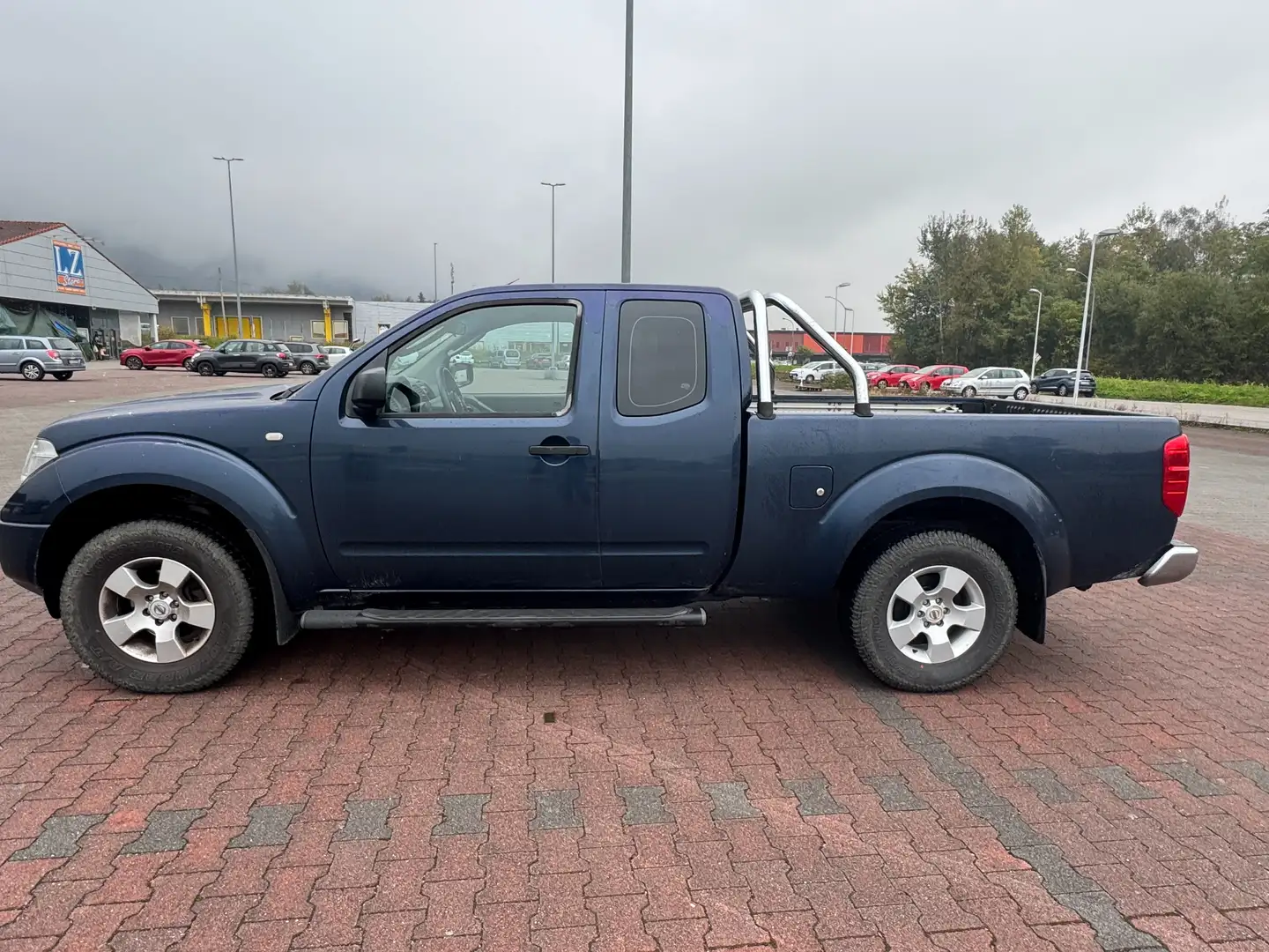 Nissan Navara Navara k.cab 2.5 dci LE 174cv Blu/Azzurro - 2