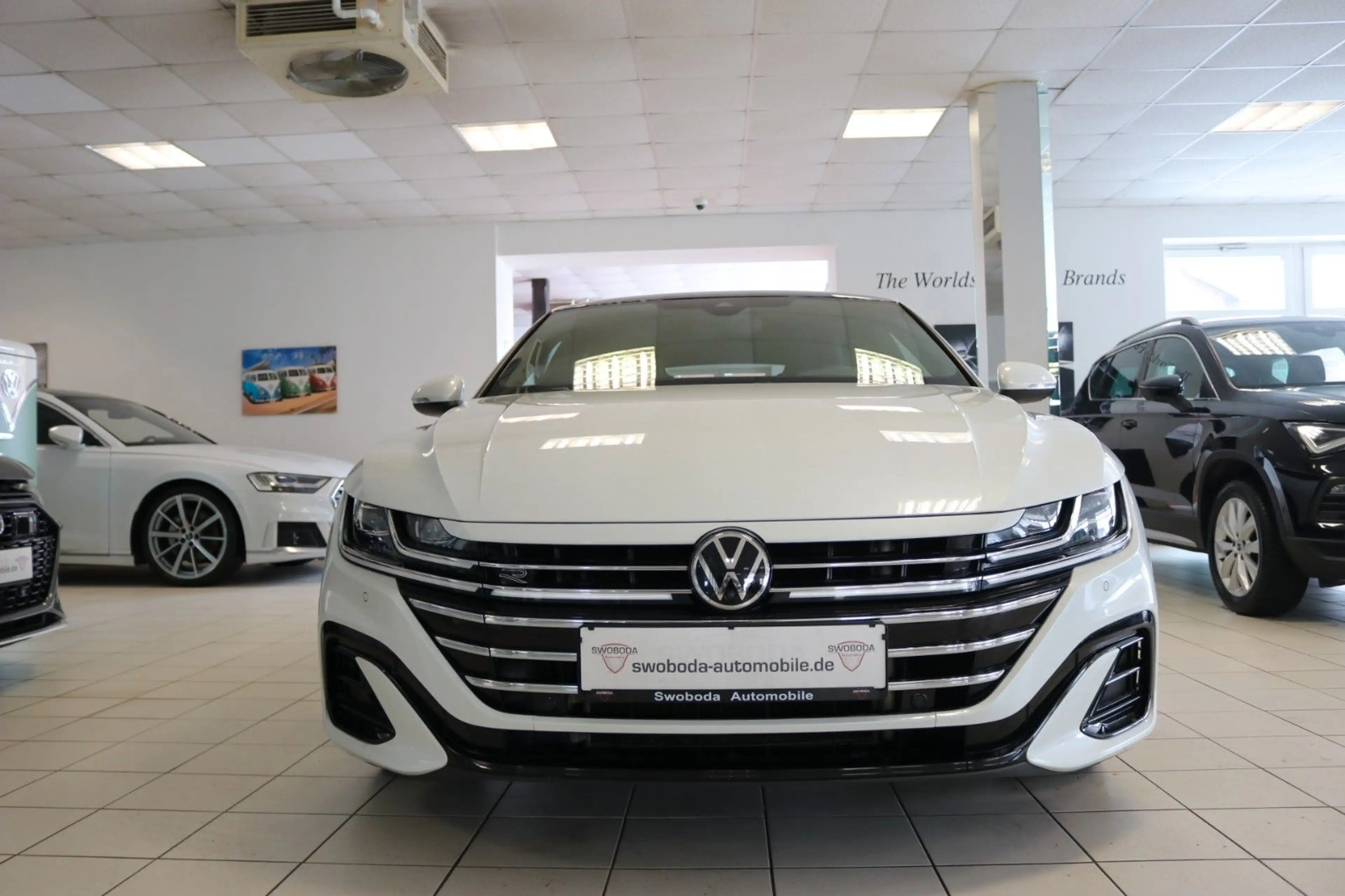 Volkswagen Arteon 4M R-Line DCC HUD IQ.Light Pano 360 Memoy — photo 5