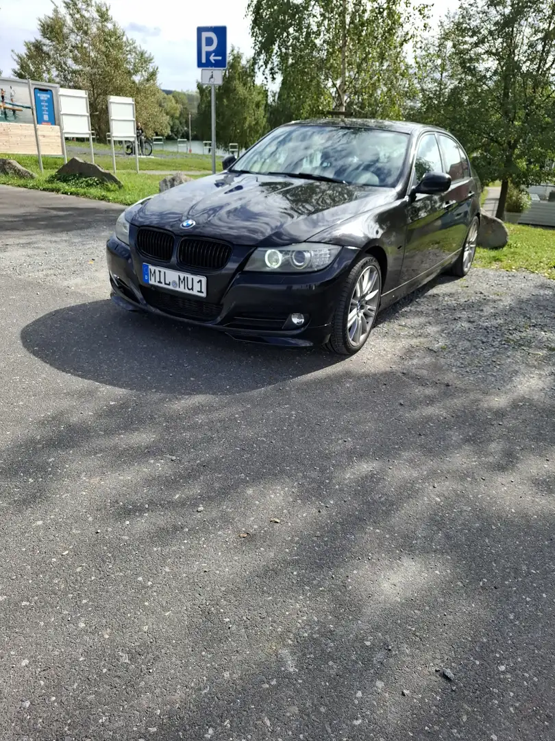BMW 325 3er Diesel 325d DPF Edition Exclusive Černá - 1