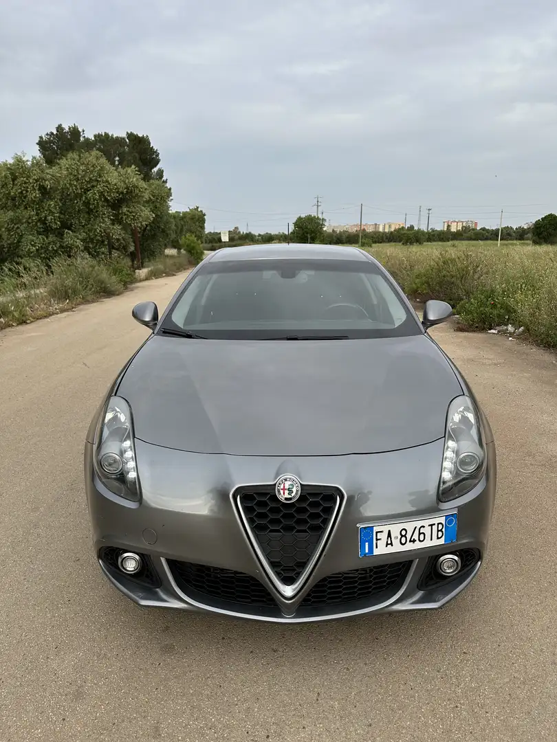 Alfa Romeo Giulietta 1.6 jtdm Distinctive 120cv - 1