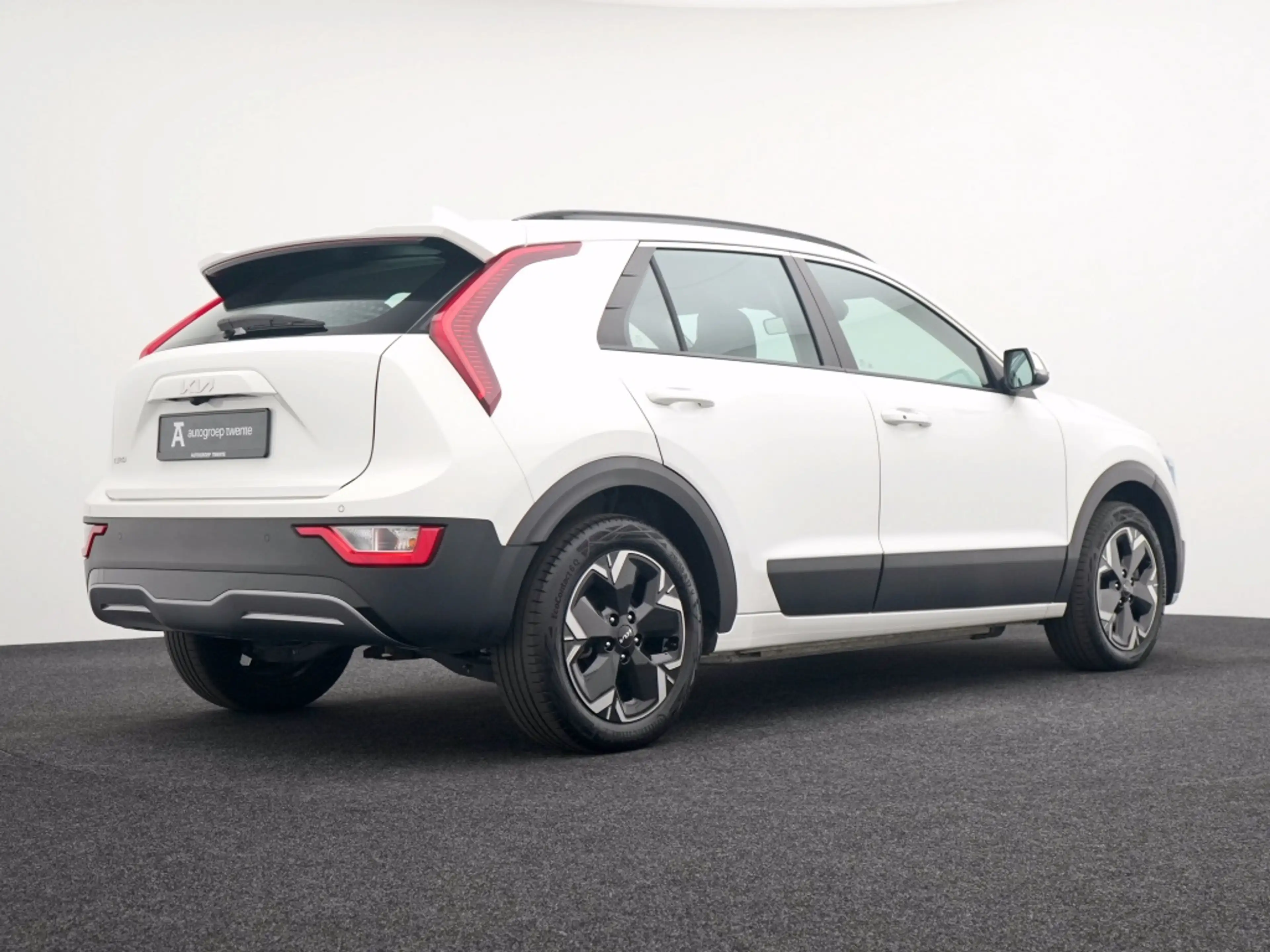 Kia e-Niro EV DynamicLine 64.8 kWh | — photo 2
