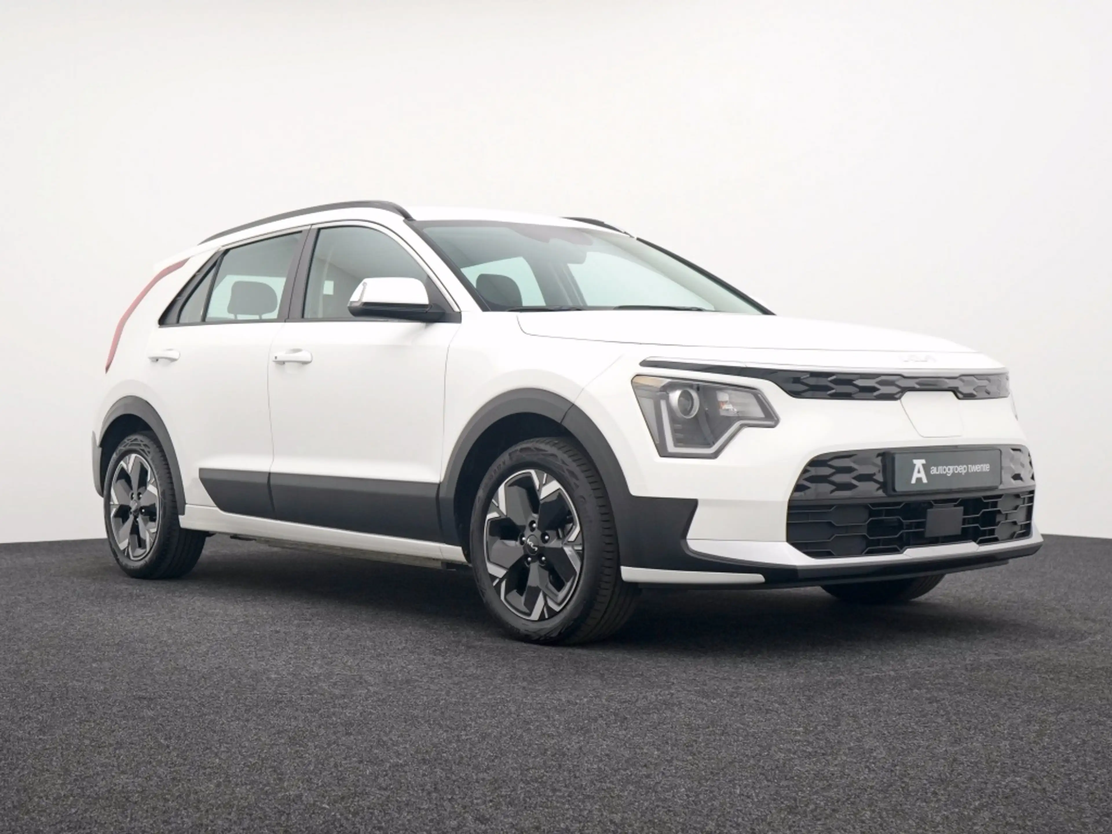 Kia e-Niro EV DynamicLine 64.8 kWh | — photo 11