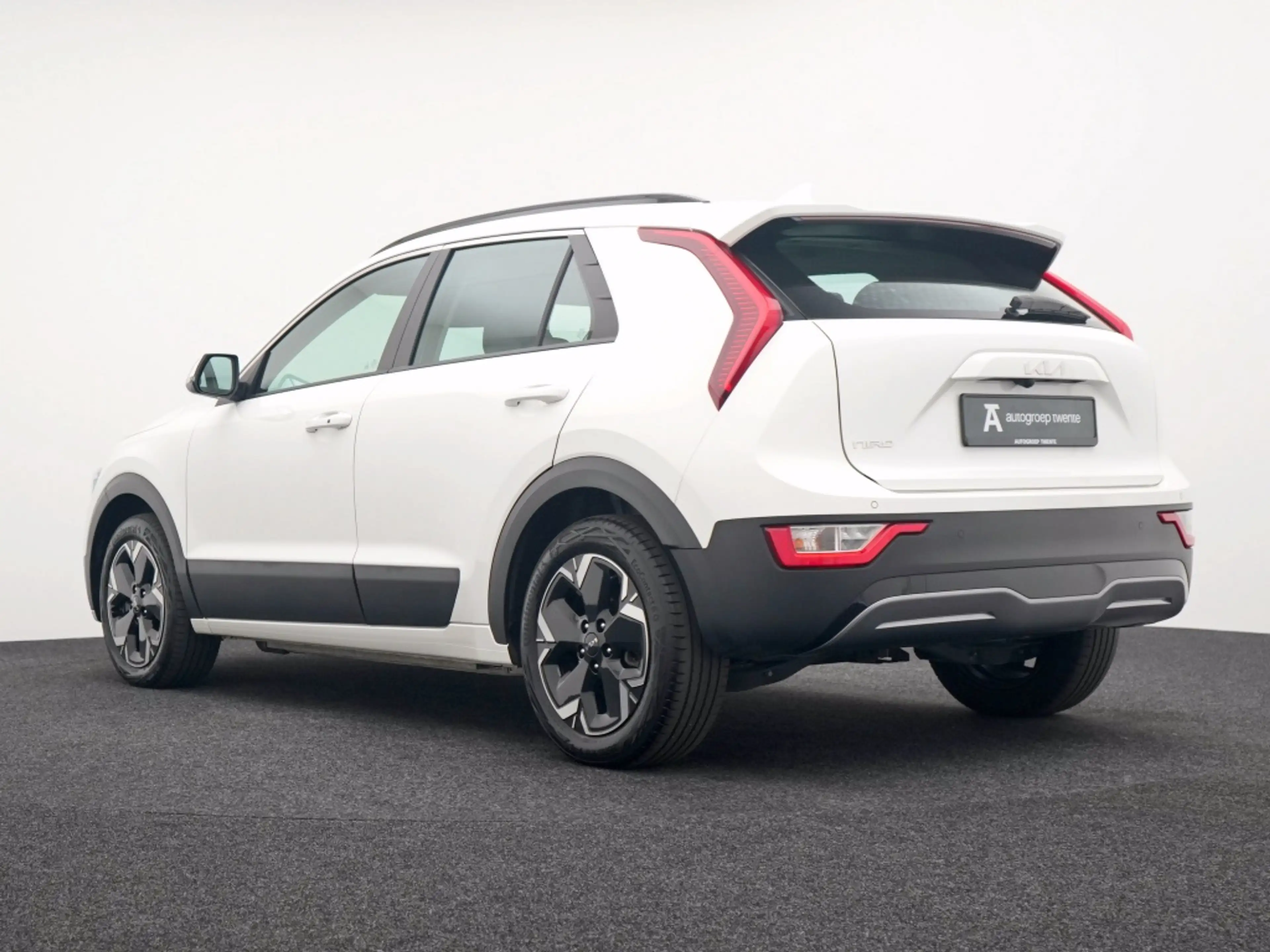 Kia e-Niro EV DynamicLine 64.8 kWh | — photo 7