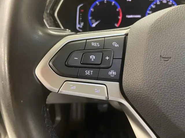 Volkswagen T-Cross view 13
