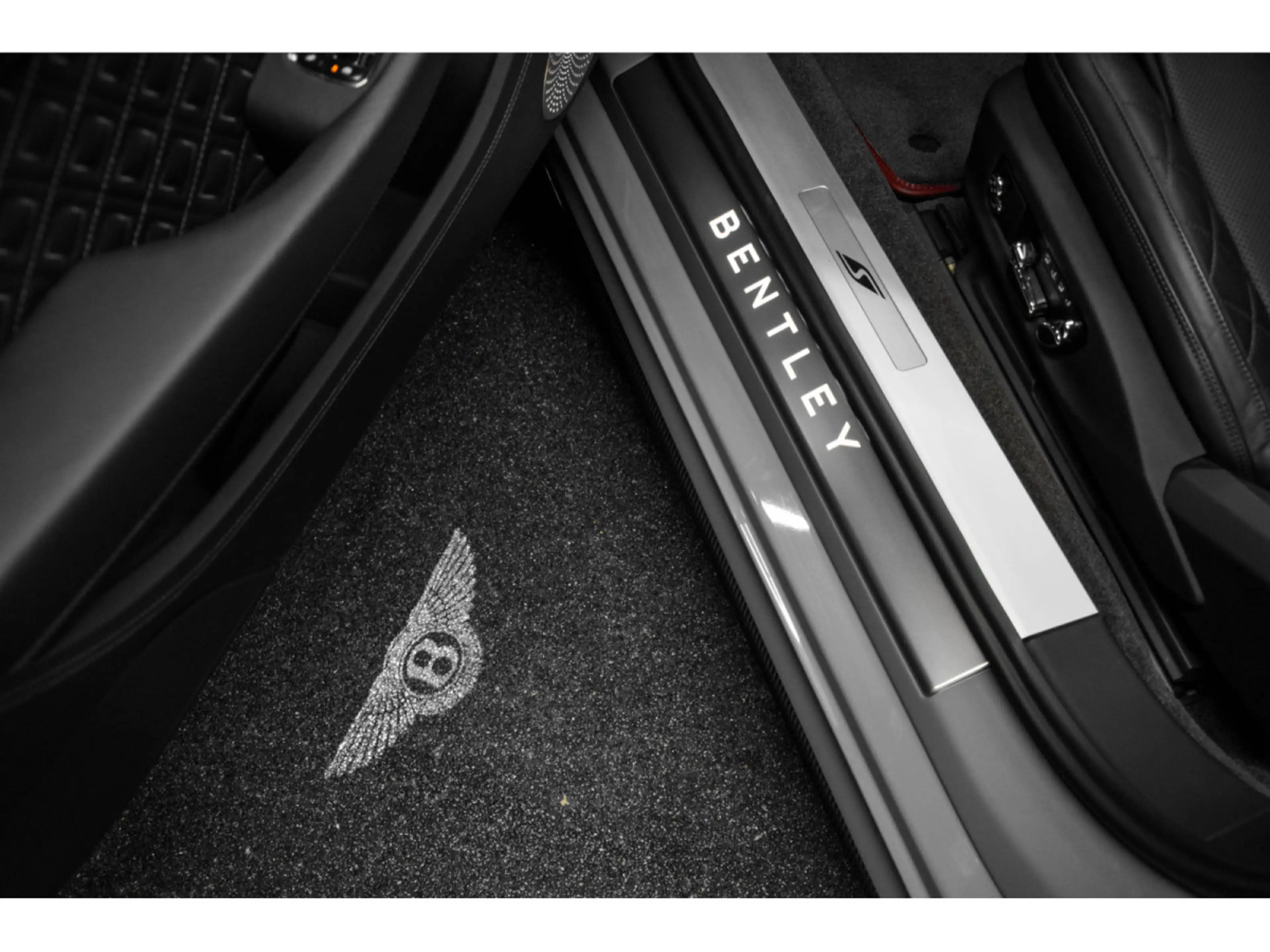 Bentley Continental GT S III 4.0 V8 - CAMBRIAN GREY — photo 14