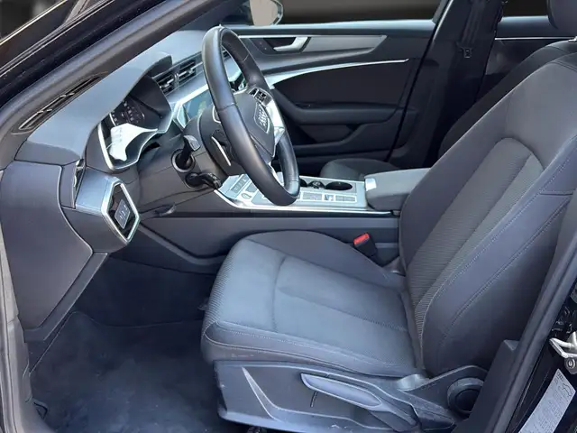 Audi A6 view 14