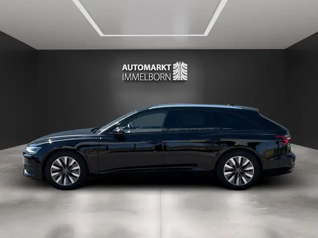 Audi A6 view 11