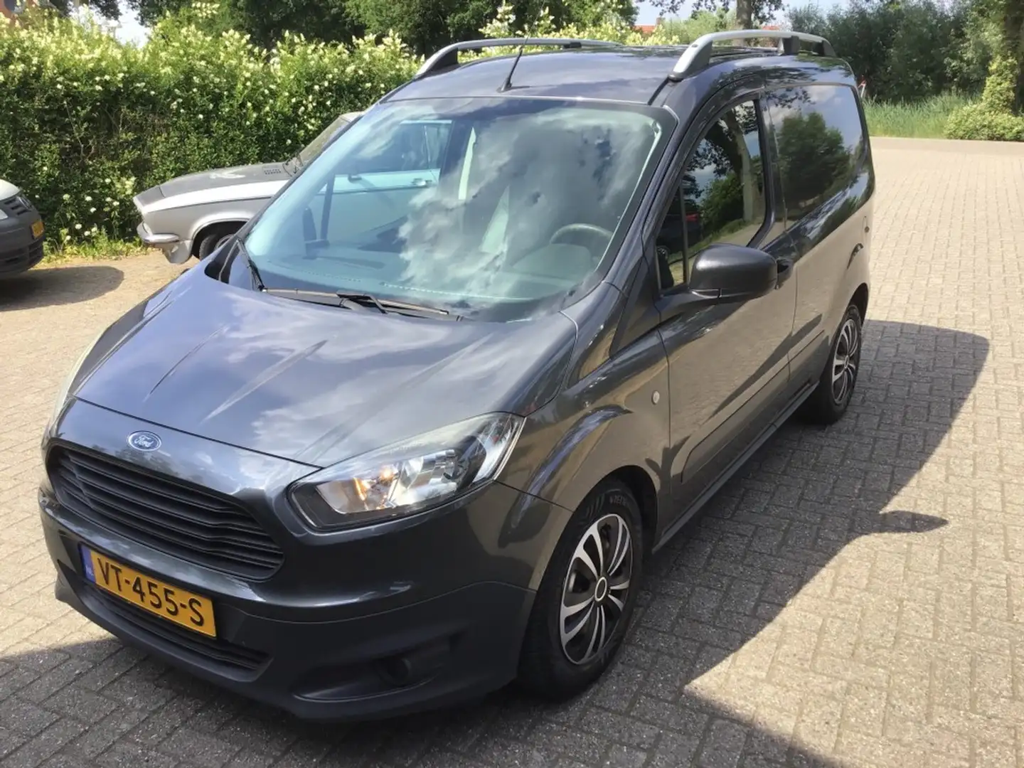 Ford Transit Courier 1.5 TDCI AMBIENTE Szary - 1