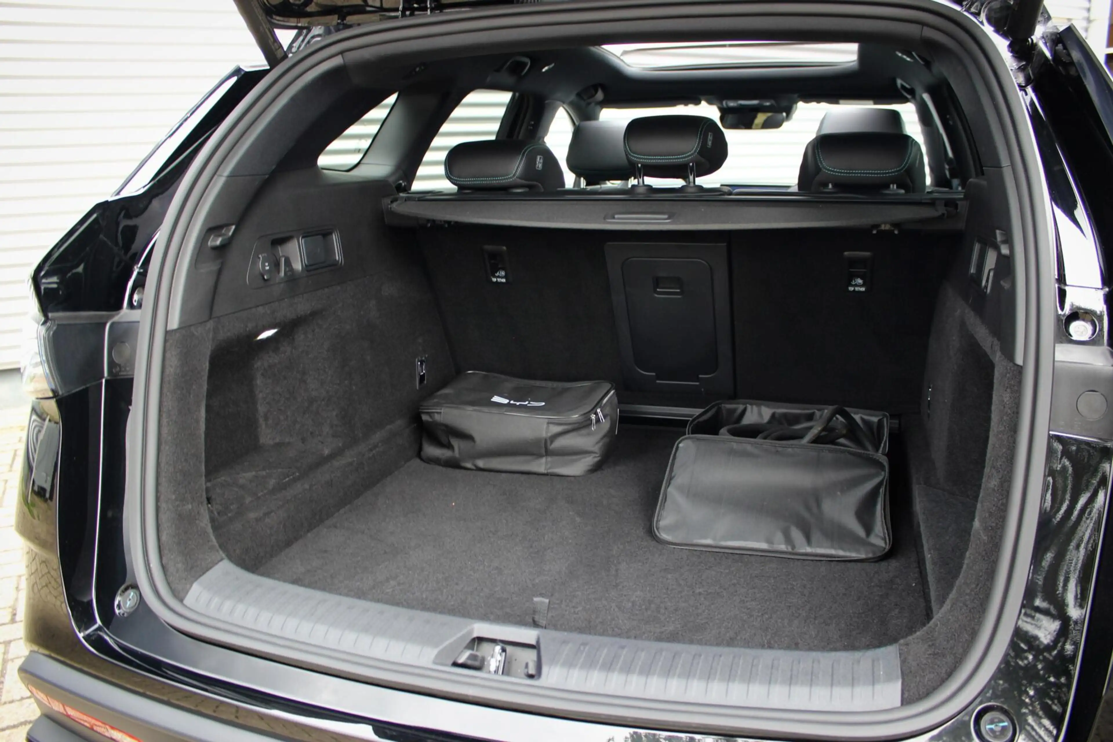 BYD Seal 6 Touring 1.5 DM-i Comfort Lite // Long Range 19 kWh — photo 15