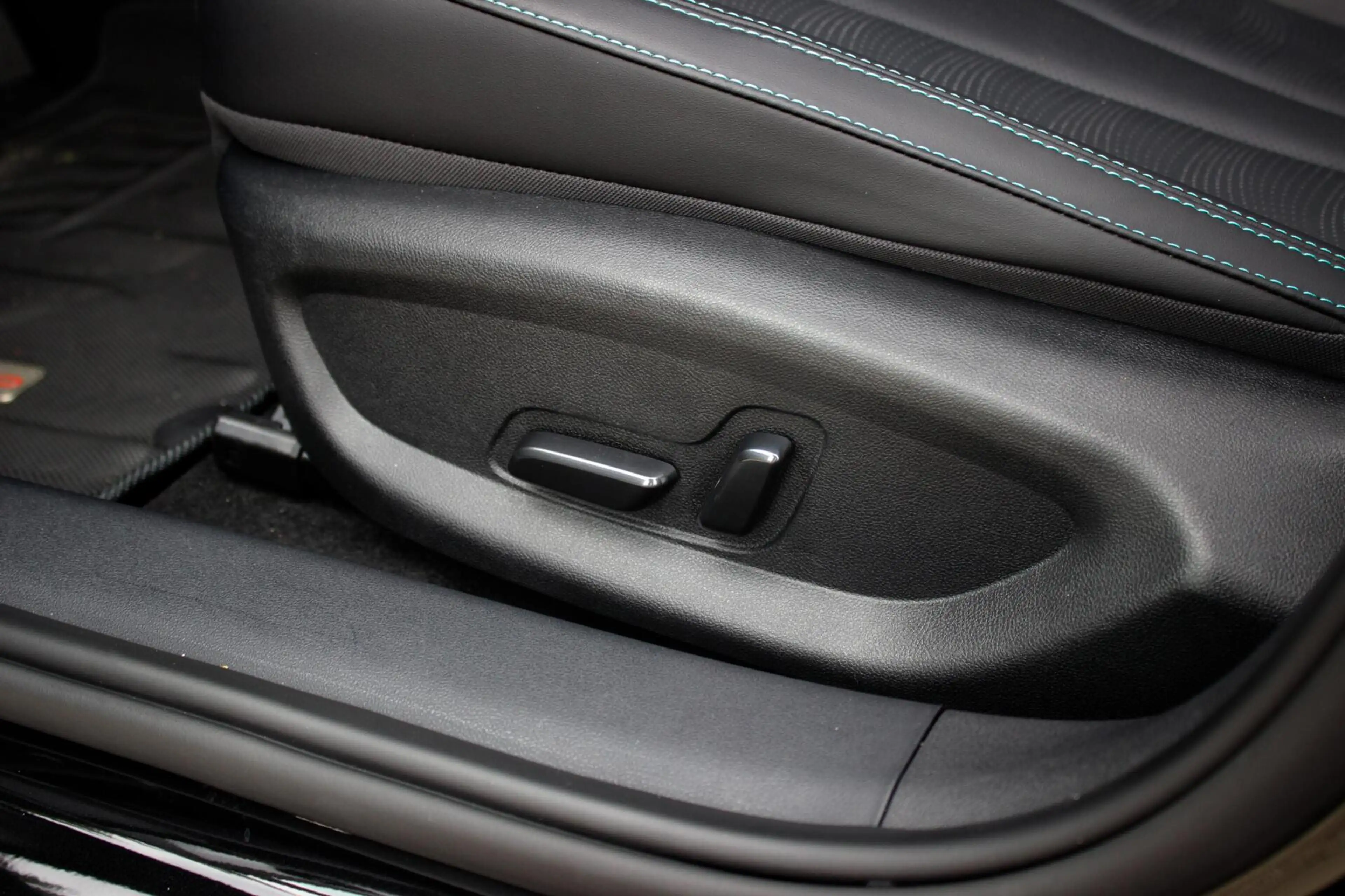 BYD Seal 6 Touring 1.5 DM-i Comfort Lite // Long Range 19 kWh — photo 28