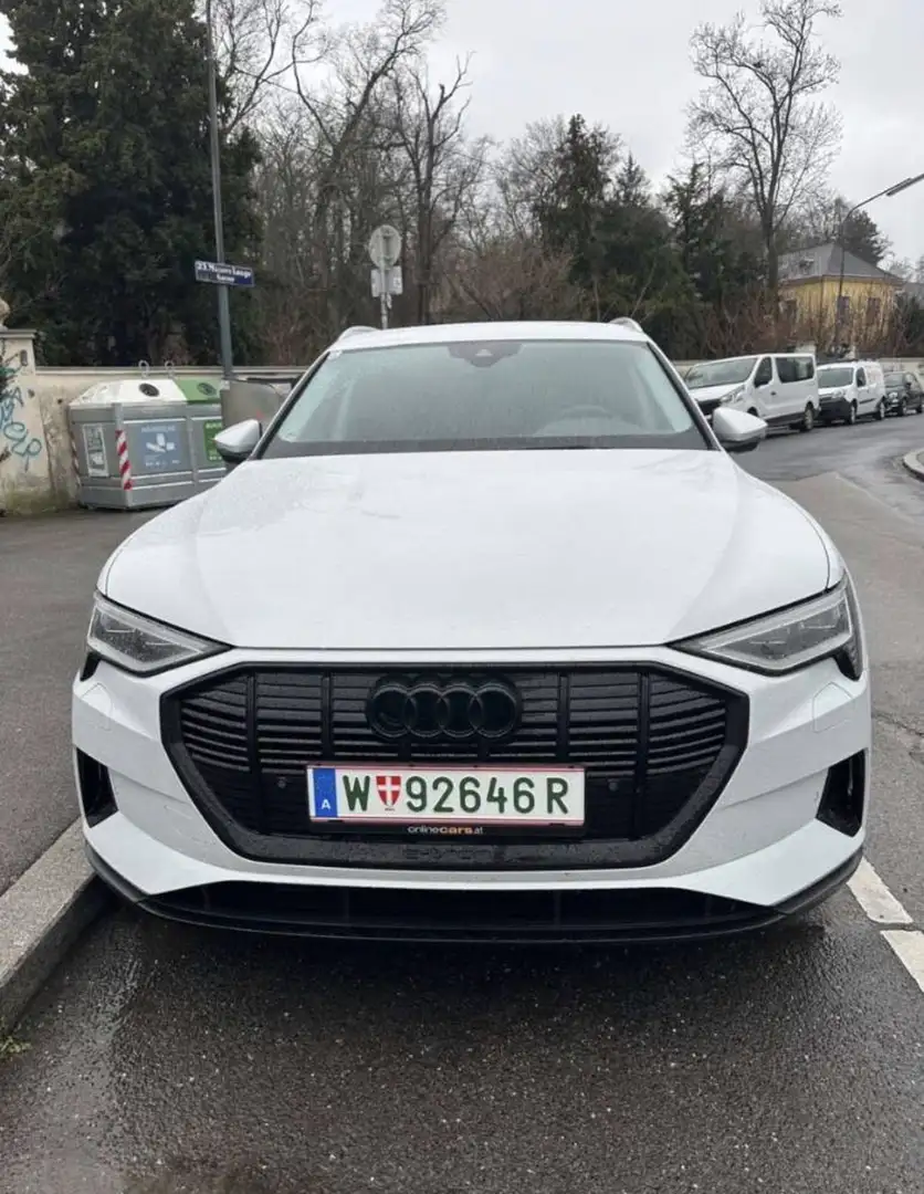 Audi e-tron 50 quattro 71kWh - 1