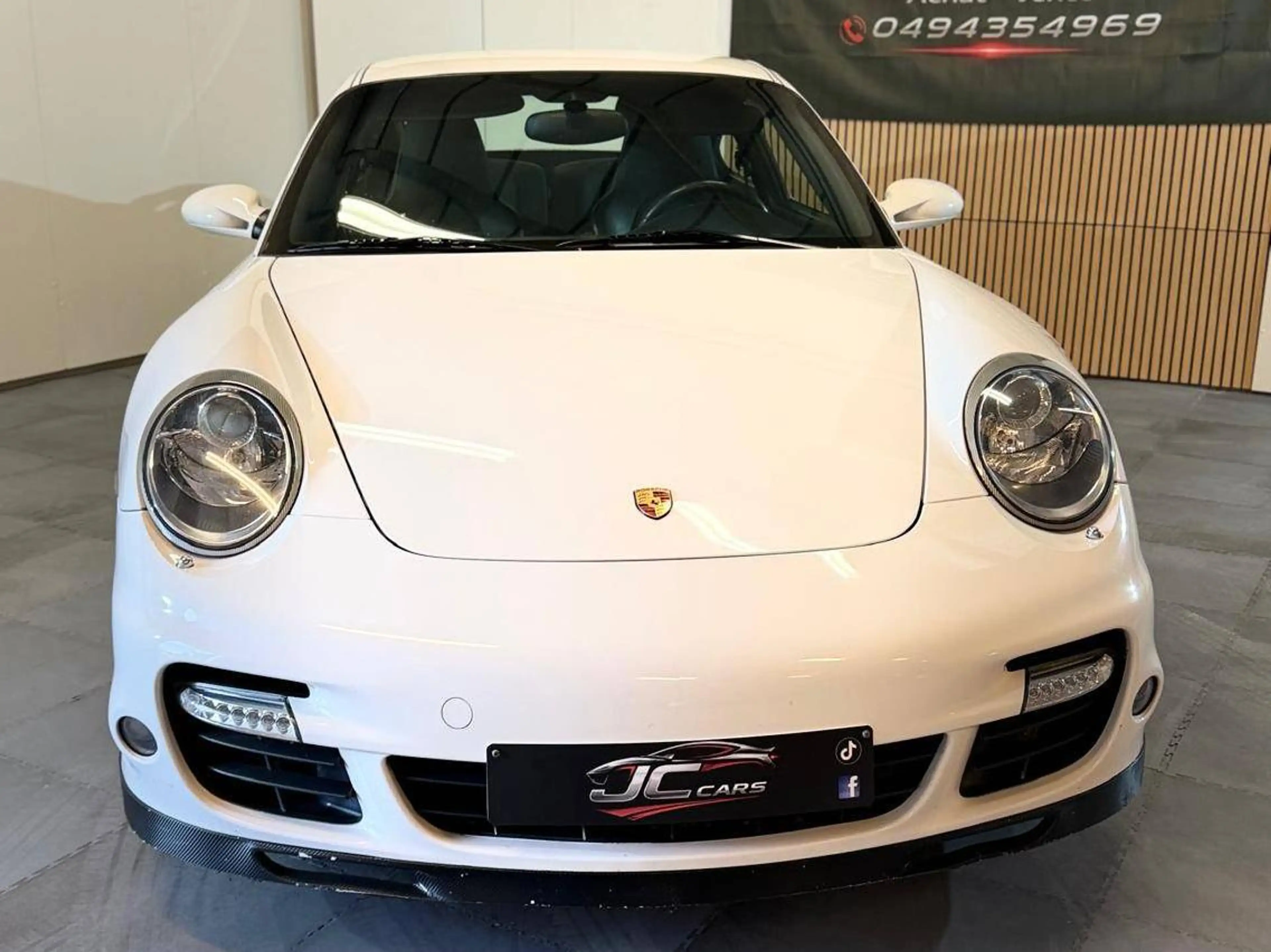 Porsche 997 Turbo — photo 2